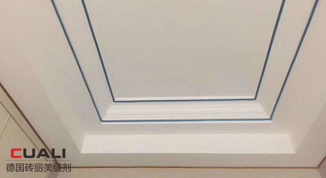 藝術(shù)美邊線(xiàn)